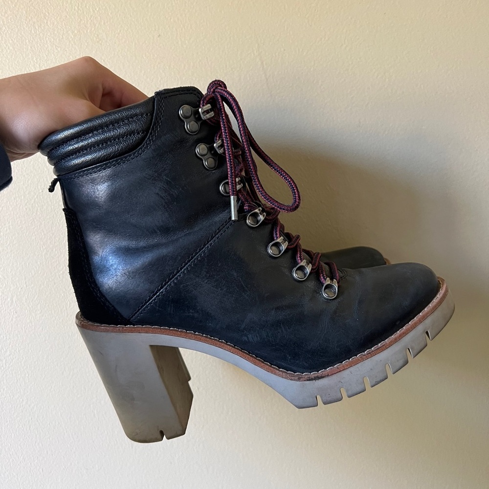 Women’s Tommy Hilfiger Heeled Boots